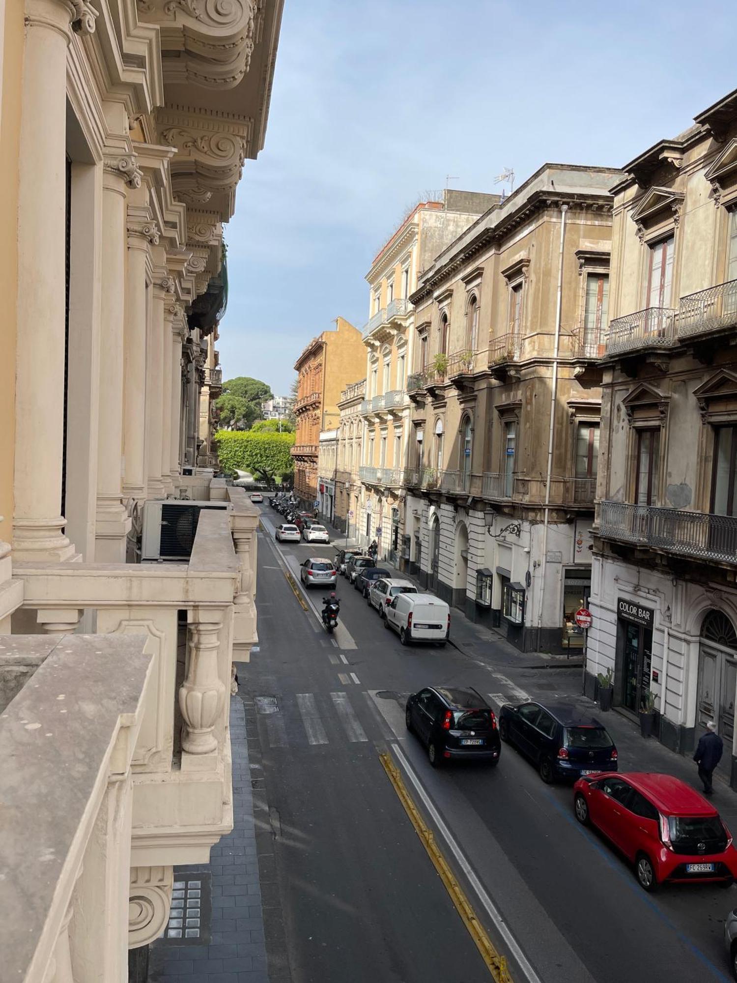Umberto House Catania Hotel Exterior foto